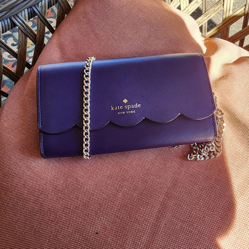 Kate Spade Gemma Wallet on Chain